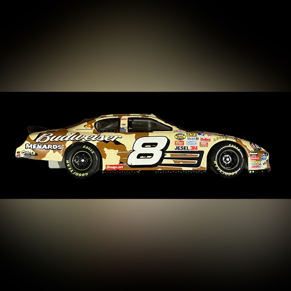 Dale Earnhardt Jr Budweiser Camo / American Heroes Monte Carlo SS